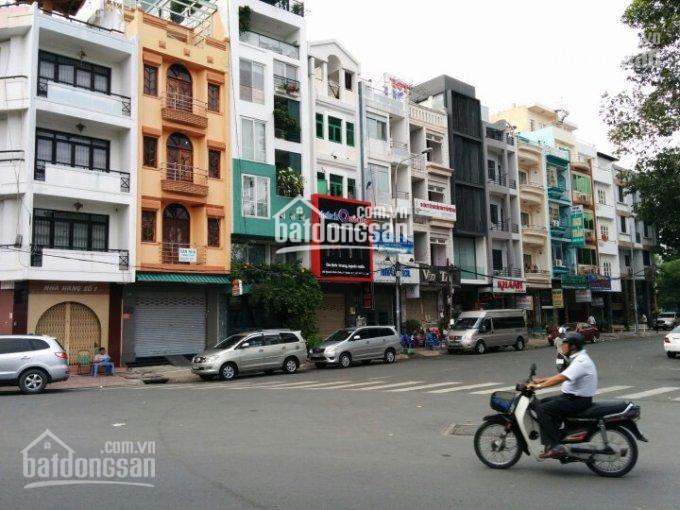 Bán nhà MT Trần Minh Quyền, P10, Q10. DT: 4 x 13m, 4 lầu, giá 13.5 tỷ