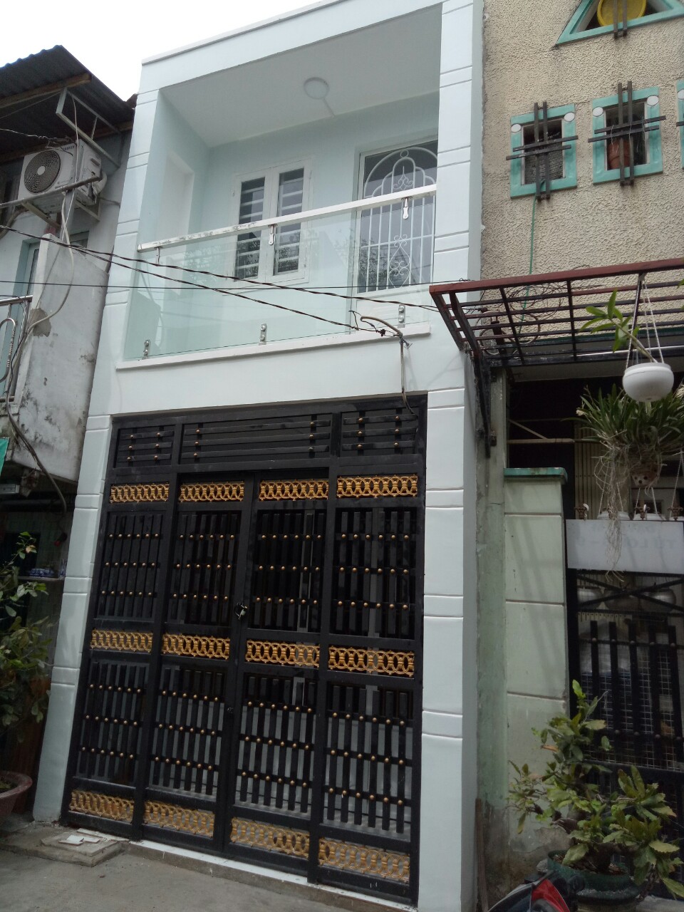 Nhà giá rẻ hẻm 79 Bến Phú Định, P16, Q8. Giá 1.35 tỷ