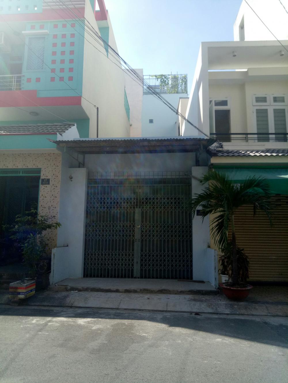 Cần bán nhà cấp 4 DT 4x15m MTKD đường Trần Thủ Độ, Q. Tân Phú