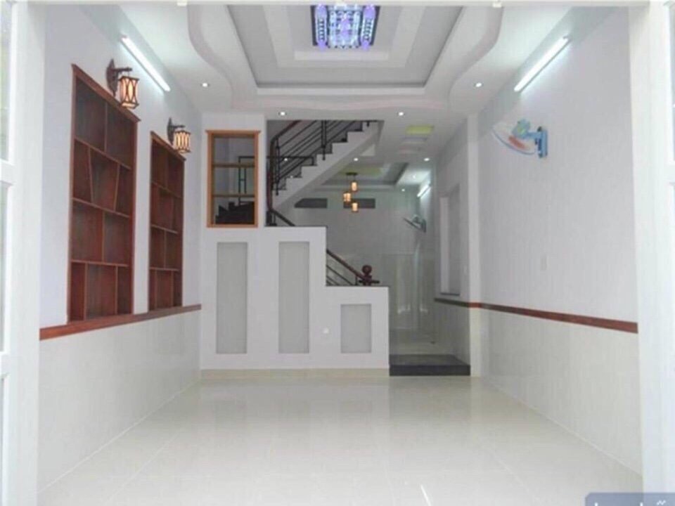 Cần tiền bán gấp nhà 1 lầu 1 trệt, đường Hoàng Phan Thái, SHR, 1,5 tỷ, LH 0906714303