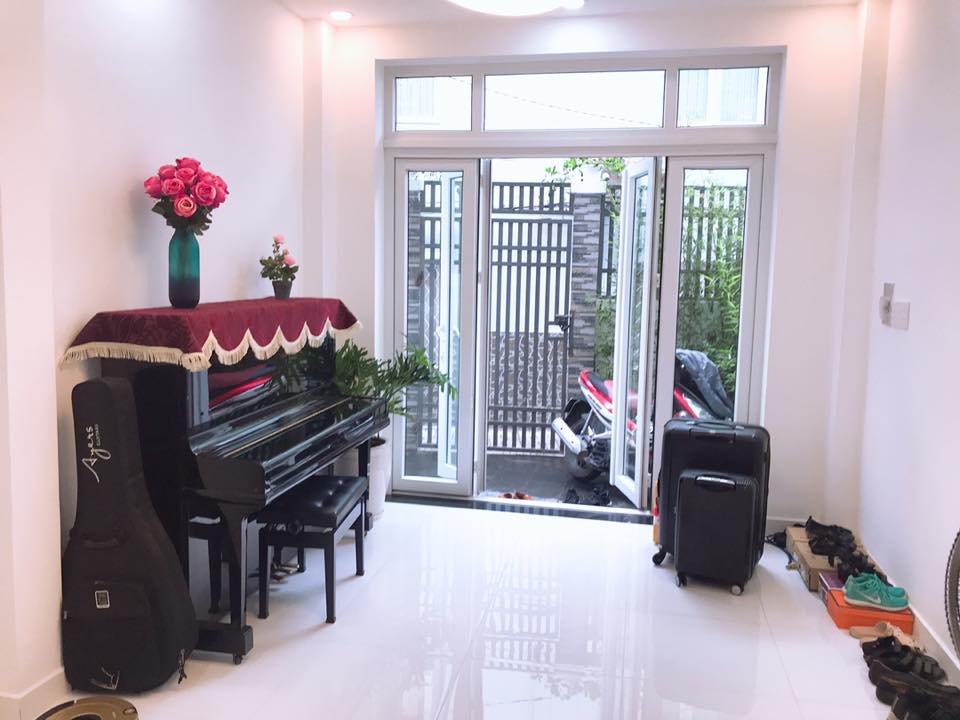 Bán nhà riêng tại đường Bạch Đằng, phường 24, Bình Thạnh, Tp. HCM, diện tích 47m2, giá 4.6 tỷ