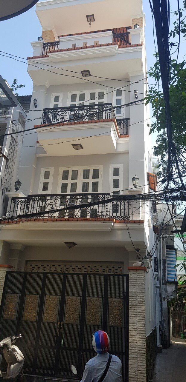 Bán nhà mặt tiền đường Nguyễn Lâm, Q10, diện tích 3,5x14m, nở hậu 4,2m, giá chỉ hơn 10.8 tỷ