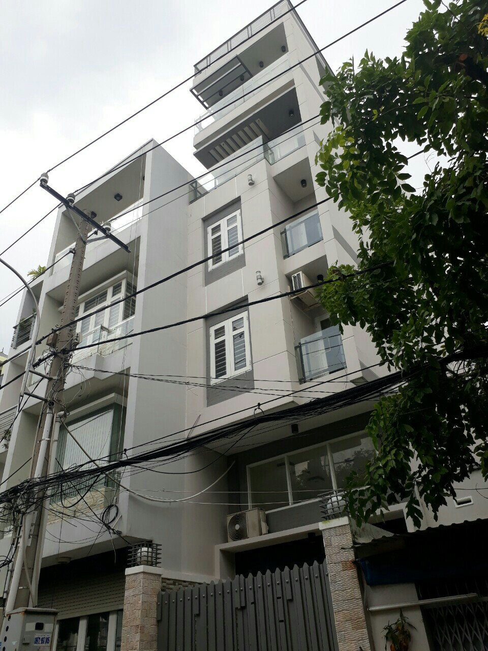 Bán nhà hẻm 8A Thái Văn Lung, P Bến Nghé, Quận 1, thu nhập 180tr/tháng
