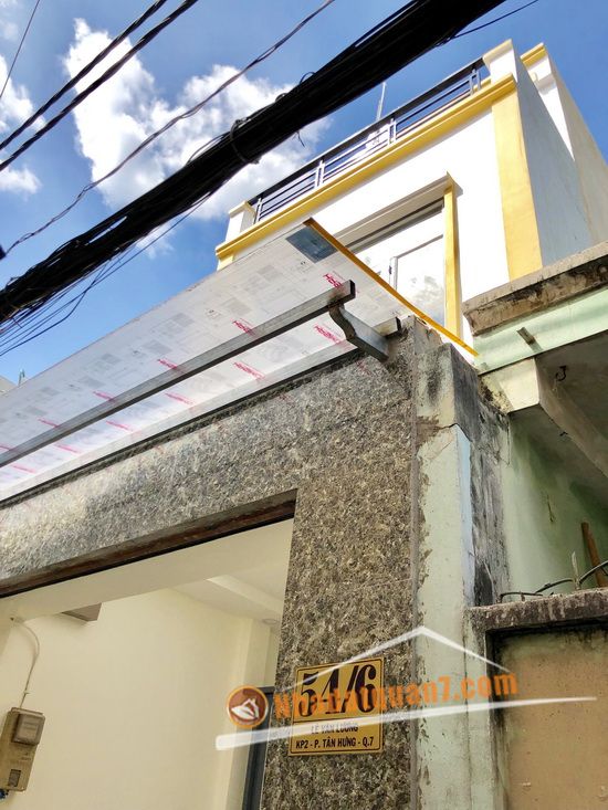 Bán nhà 2 lầu mới hoàn thiện full nội đẹp MT hẻm 54 Lê Văn Lương, Q7