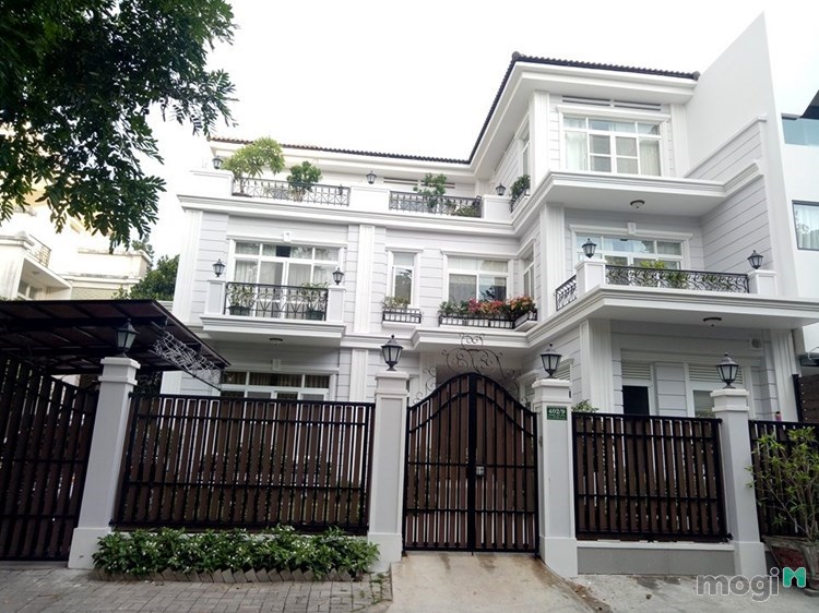 Bán nhà góc 3 MT phường Nguyễn Thái Bình, Quận 1. Ngang 14x4m, giá đầu tư 17,5 tỷ
