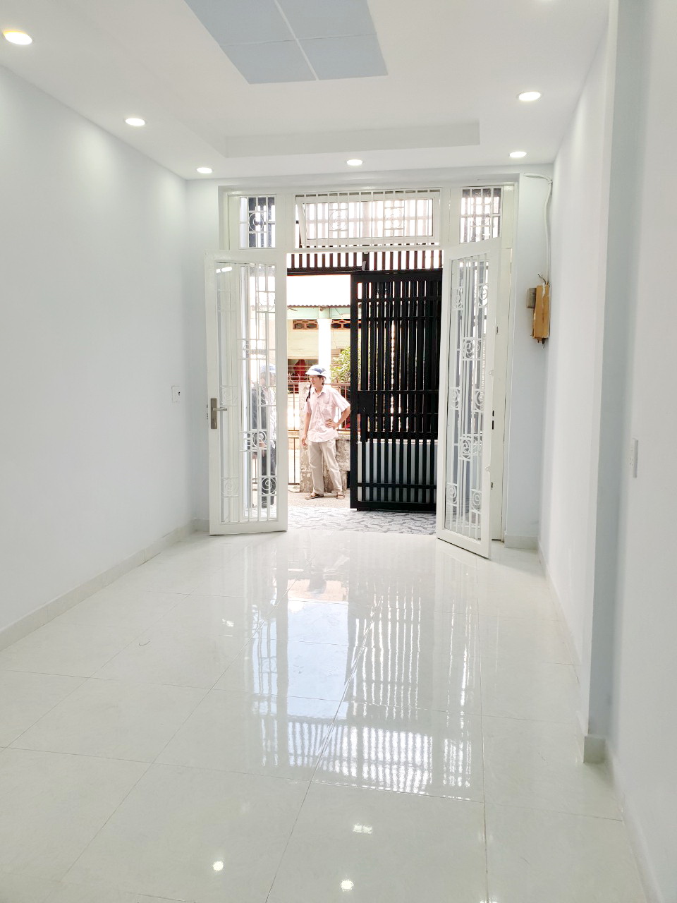 Bán nhà mới 1 lầu hẻm 14 đường Nguyễn Duy, Phường 9, Quận 8