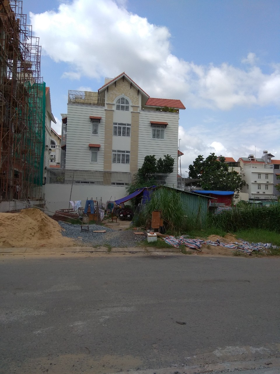 Bán nhà dãy M đối diện Đại lộ Nguyễn Văn Linh khu dân cư Sadeco Ven Sông, Tân Phong, Quận 7