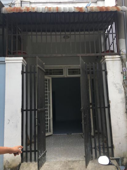 Cần bán nhà cấp 4 mới xây mặt tiền đường 297, Phước Long B, Q9. TP. HCM