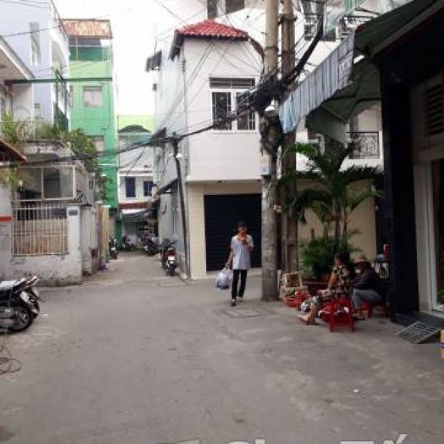 Cần tiền bán nhanh nhà HXH Phan Đăng Lưu, Phú Nhuận. 4,5x20m, giá chỉ 10.5 tỷ