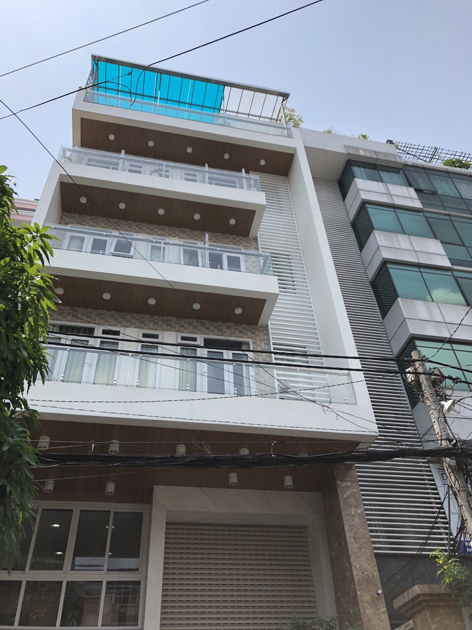 Bán nhà mặt tiền Trà Khúc, gần Trường Sơn, P2, Tân Bình, 4x28m, 3 lầu