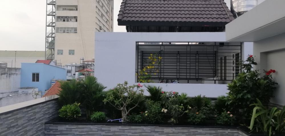 Bán nhà mặt tiền đường Lê Hồng Phong, quận 10, giá 10.5 tỷ