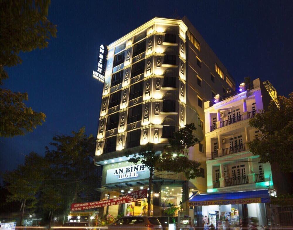 Bán nhà khách sạn MT đường Trần Trọng Cung, Phường Bình Thuận, Quận 7