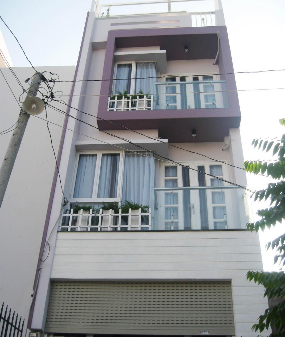 Nhà mặt tiền Phan Văn Trị, đoạn Lê Hồng Phong và Huỳnh Mẫn Đạt, P. 2, Q. 5. DT: 4.2x10m, 1 lầu
