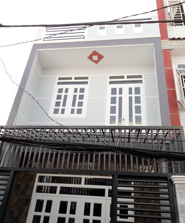 Bán nhà 1 lầu mới đẹp, hẻm 588 Huỳnh Tấn Phát, Quận 7