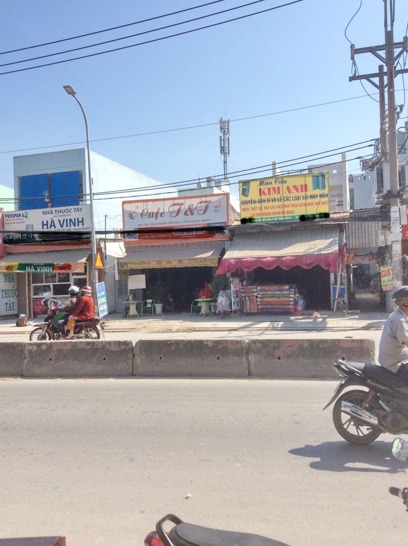 Bán nhà 128m2, cấp 4, mặt tiền Huỳnh Tấn Phát, P. Phú Thuận, Quận 7
