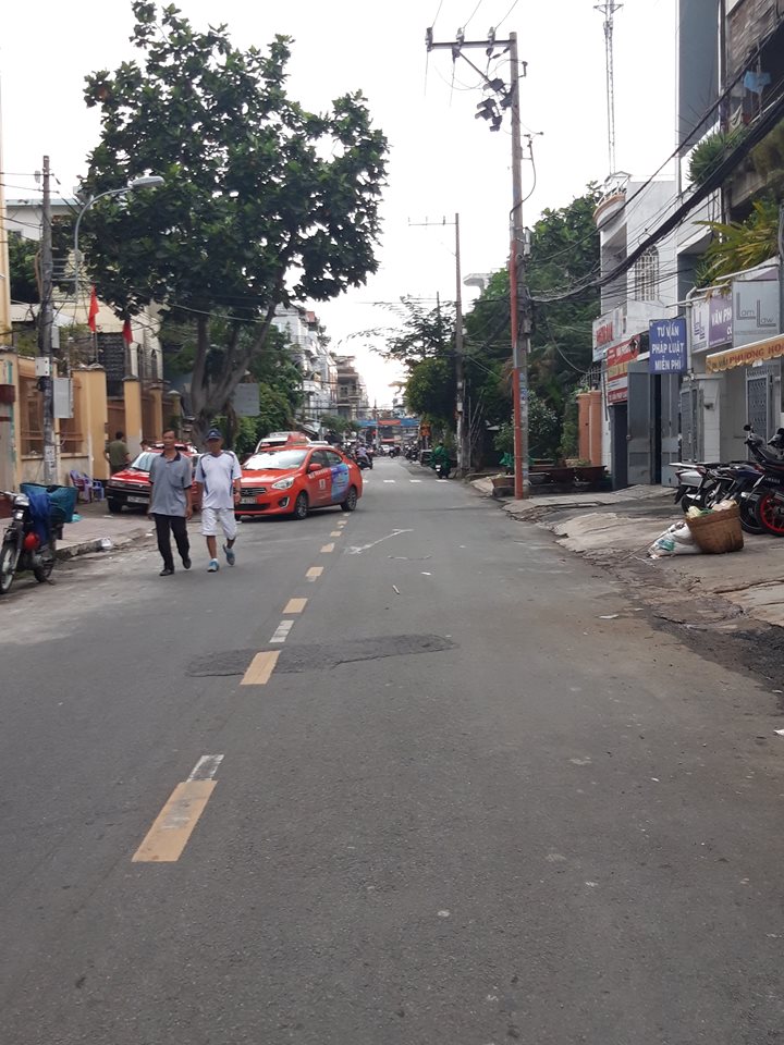 Bán nhà MT Chấn Hưng, 4 lầu, 1 ST mới (3,7x11m) 41 m2, P. 6, Q. Tân Bình. 7,3 tỷ TL