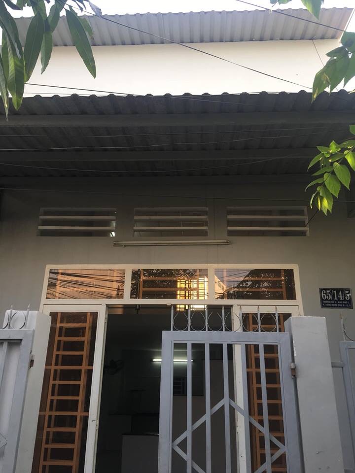 Bán nhà đẹp trung tâm Phường Tăng Nhơn Phú B, Quận 9, DT 41m2, giá 2 tỷ 215tr