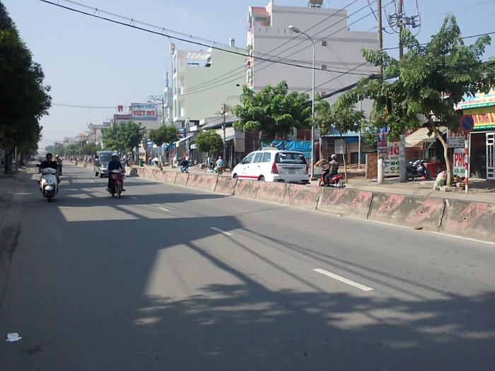 Cần bán nhà mặt tiền Huỳnh Tấn Phát, P. Phú Thuận, Quận 7