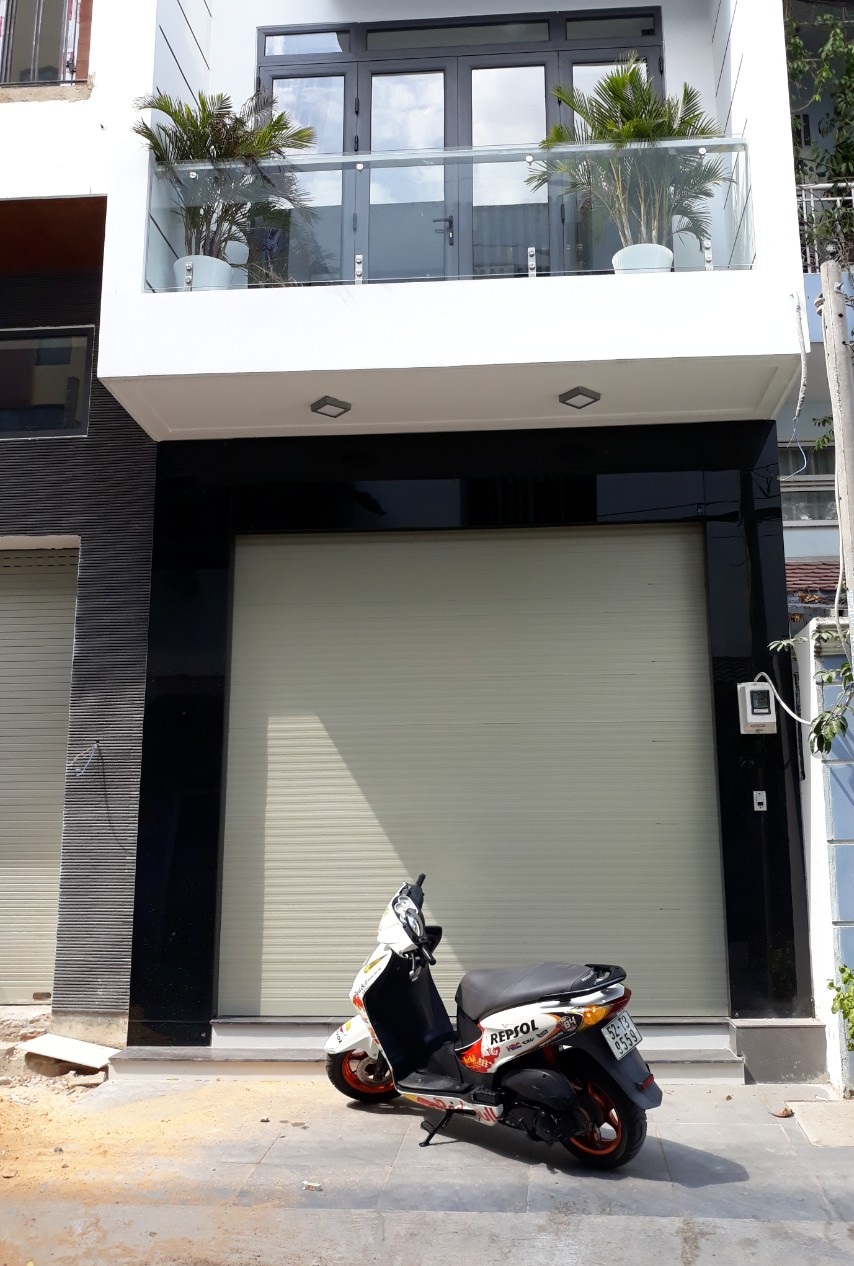 Bán nhà phố mới xây tuyệt đẹp HXH 502/58 Huỳnh Tấn Phát, P. Bình Thuận, Q7