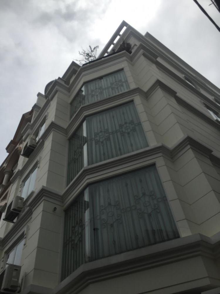 Tôi bán cần bán nhanh nhà hẻm 18A Nguyễn Thị Minh Khai, P. Đa Kao, Q. 1