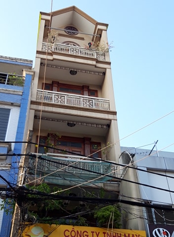 Bán MT Kinh Doanh Đường 12m Nội Bộ Lạc Long Quân 1 trệt, 4 lầu 1st (4.5x15.5m) 70m2, P. 8, Q. TB. Giá 11 tỷ