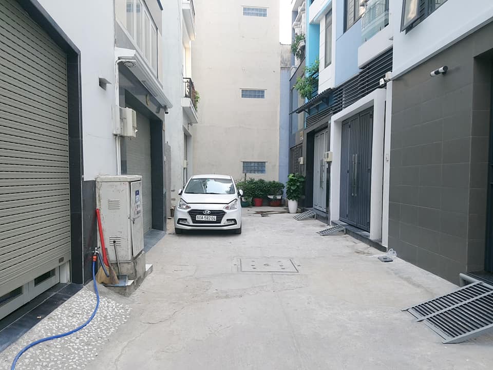 Định cư bán gấp nhà hẻm 6m, khu cao cấp, đường Nguyễn Hồng, Bình Thạnh.