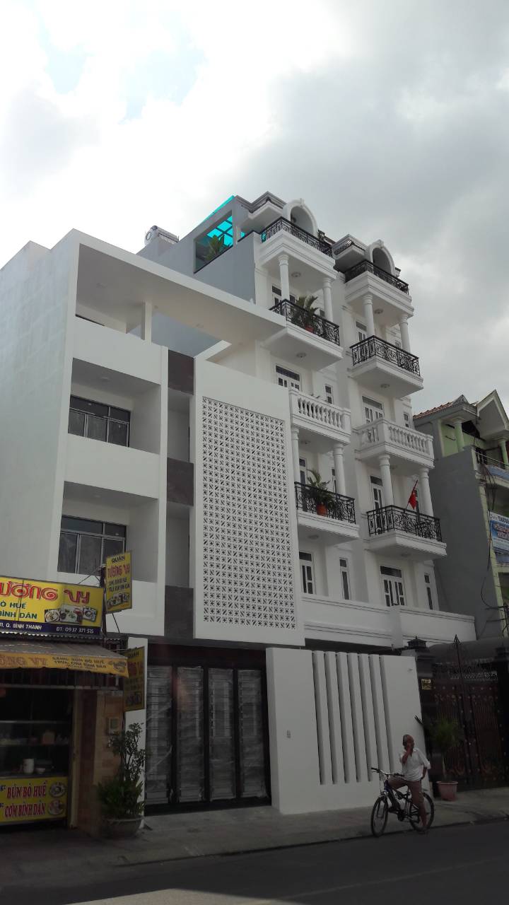 Bán nhà HXH 8m Xô Viết Nghệ Tĩnh, P.26, Bình Thạnh. DT: 12x25m,trệt 4L