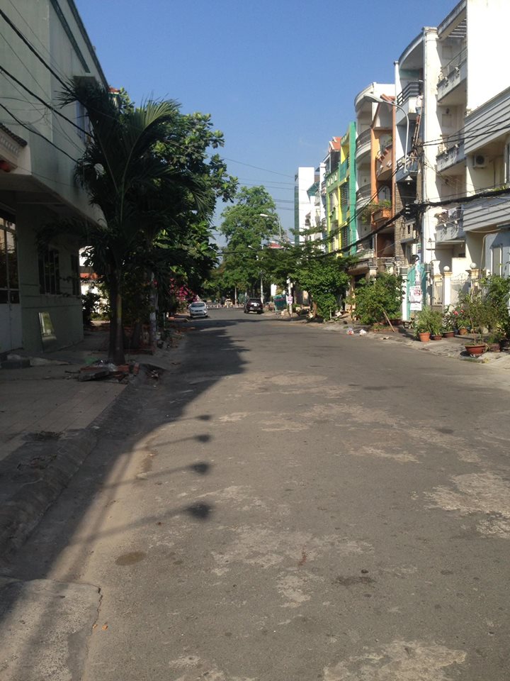 Bán nhà MTNB đường Số 7A sát đường Tên Lửa quận Bình Tân 5x20m, giá 9.2 tỷ, LH 0949292623