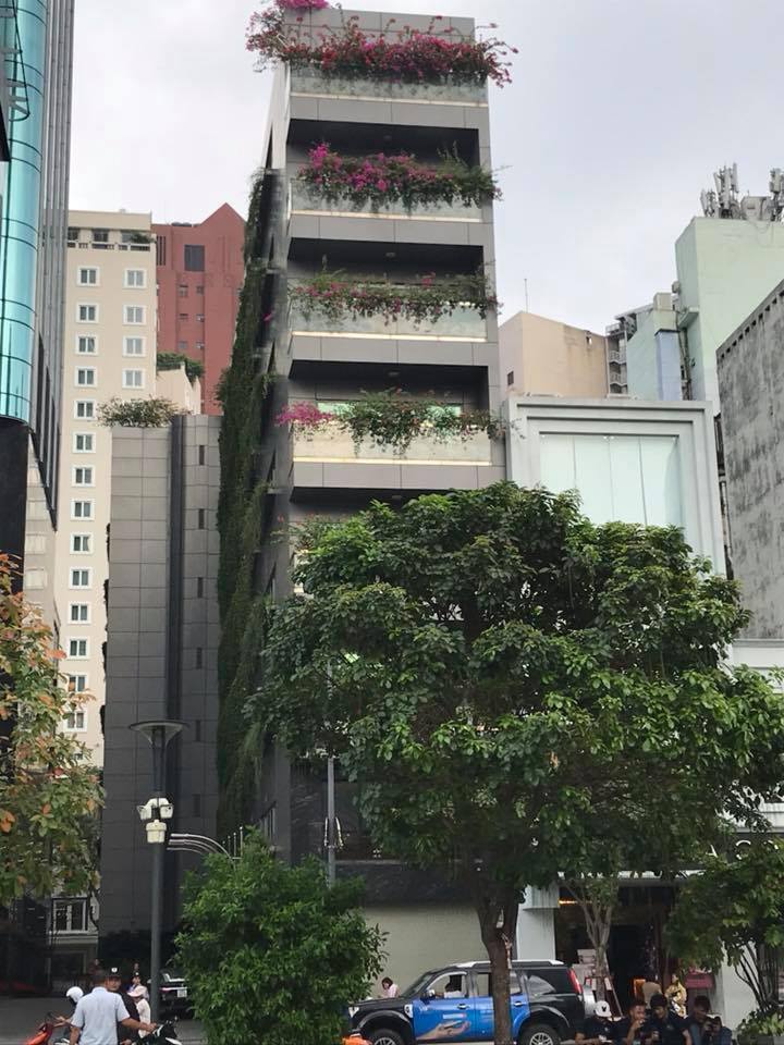 Nhà 8 tầng mặt tiền Lê Thị Riêng, P Bến Thành. DT 4x16m. Đang cho thuê 100tr/th. LH 0917978111