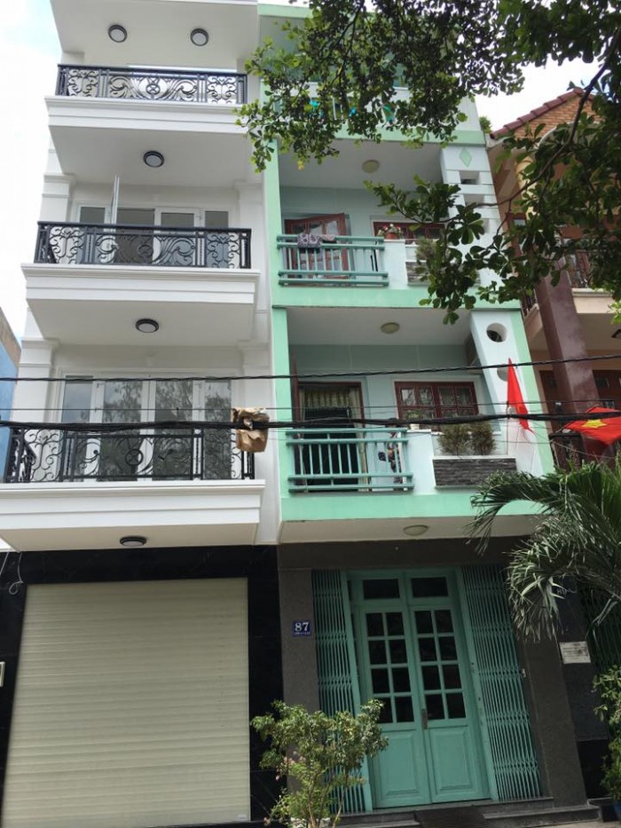 Bán nhà mới đẹp 3 lầu, DT 4x18m, khu Bình Phú, Q. 6