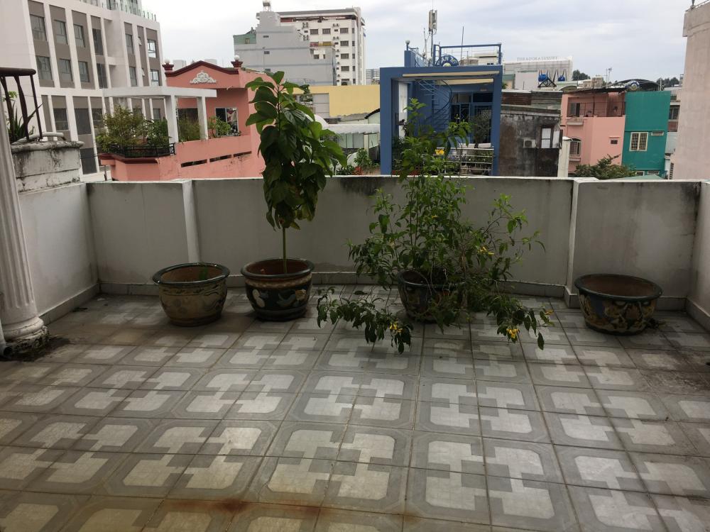 Cần bán MT NGuyễn Trọng Tuyển (4.8x25), 4Lầu, St, Khu Kinh Doanh Sầm Uất giá 24.8 tỷ