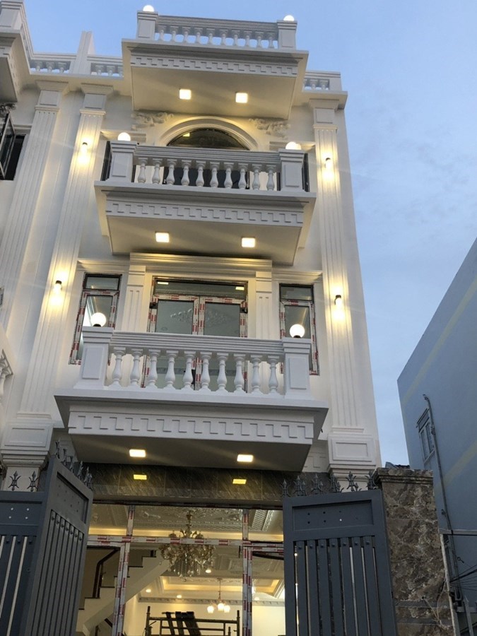  Bán nhà đẹp  HXH vào tận nhà  Lê Quang Định , B Thạnh 4x10 4 tầng - 7 tỷ1 