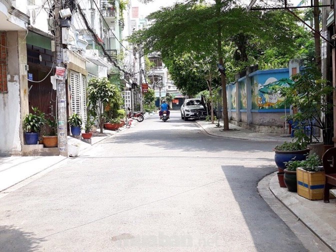 Nhà đường 8m Tân Trang, P.9, Q. Tân Bình (4x12.5)m, 1 lầu đúc, giá: 8 tỷ