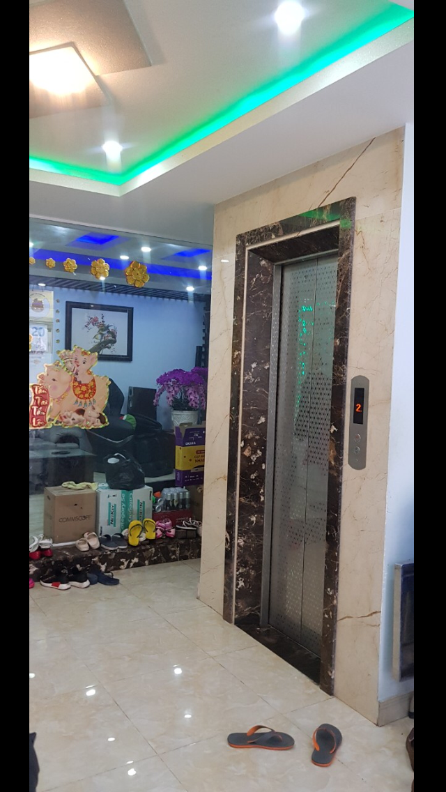 Nhà HXH 10m Hoàng Dư Khương Q10 5.7x12m NH 5 lầu thang máy chi 16.8 tỷ