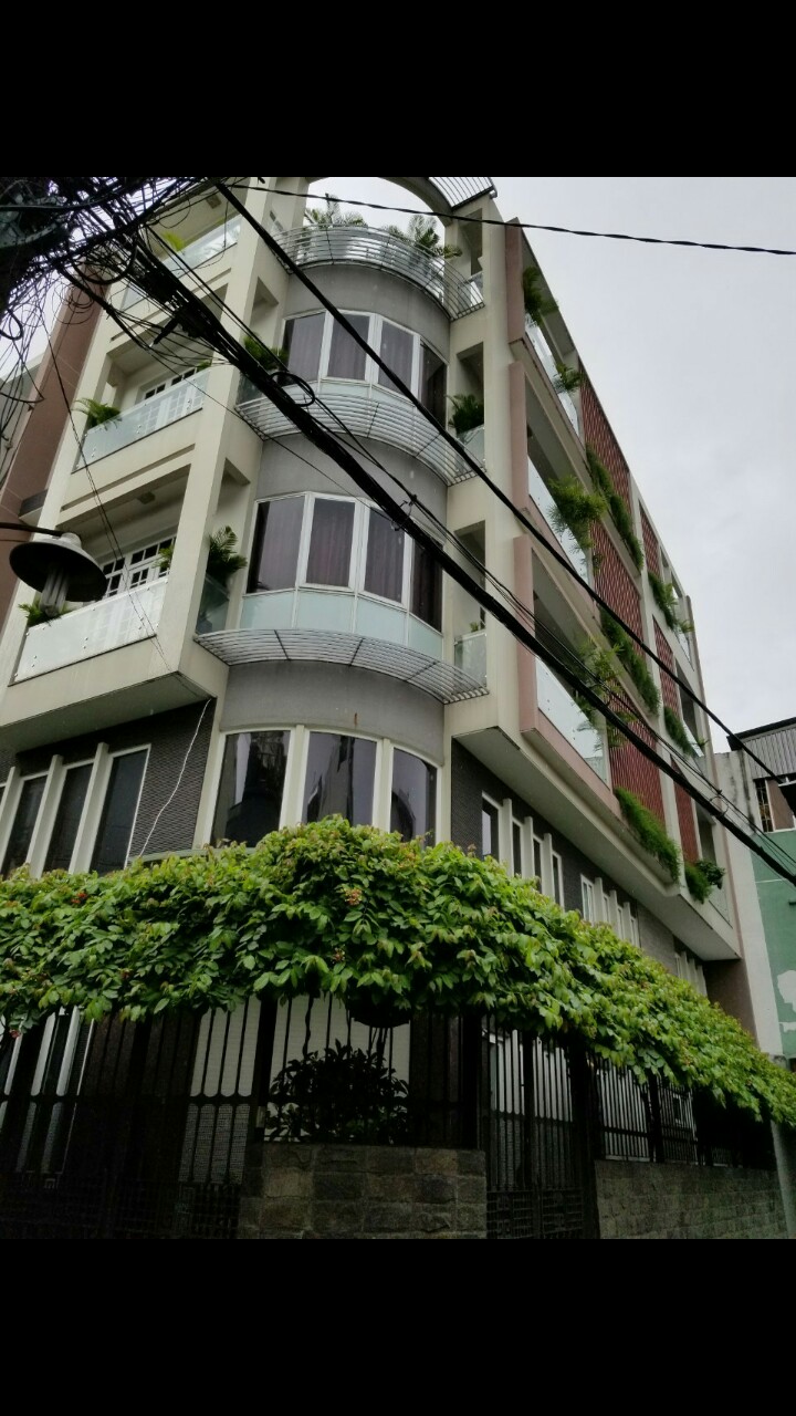 Bán nhà góc 2MT Lê Hồng Phong, 3/2, Q10, nhà 4 tầng, HĐ thuê 40tr