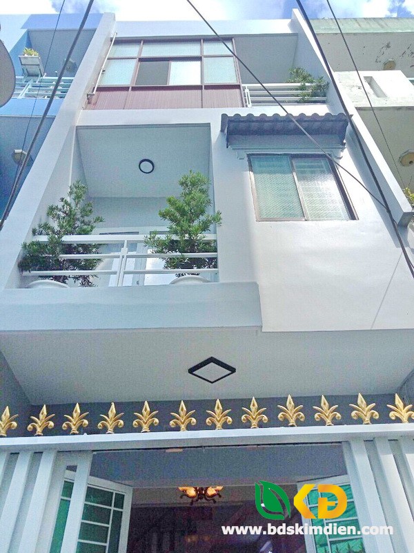 Nhà Hẻm Xe Hơi Vào Tận Nhà 6.6x17m 4 Tầng Sát Bên Đại Lộ Phạm Văn Đồng Giá 6ty8.