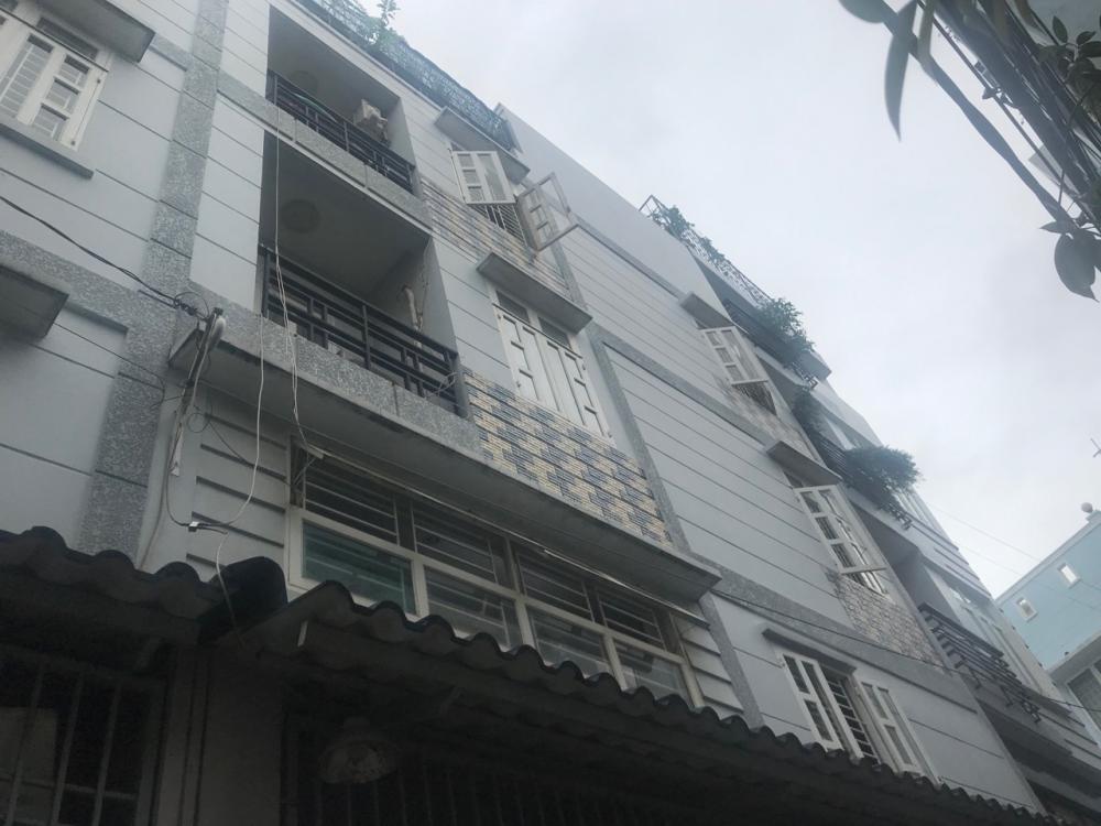 Bán gấp căn hộ dịch vụ đường Lê Quang Định, 6.5x18m( NH 8.2m) CN: 116m2, 0938770095