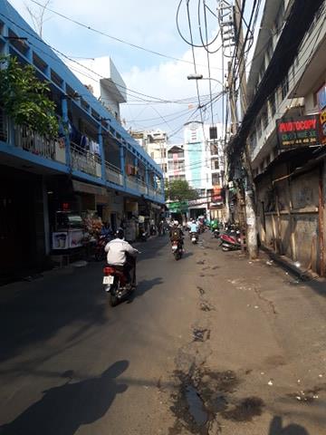 Biệt Thự Đường Số Ni Sư Huỳnh Liên P 10 Q.Tân Bình (7,3 x13.2),92m2 3 lầu đúc  Giá: 13.2 Tỷ