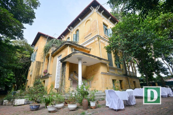 Villa Thiết Kế Đẹp Cùng Khuôn Đất Vuông Đẹp Giá Tốt Cho Nhà Đầu Tư DT: 10.5x60m 