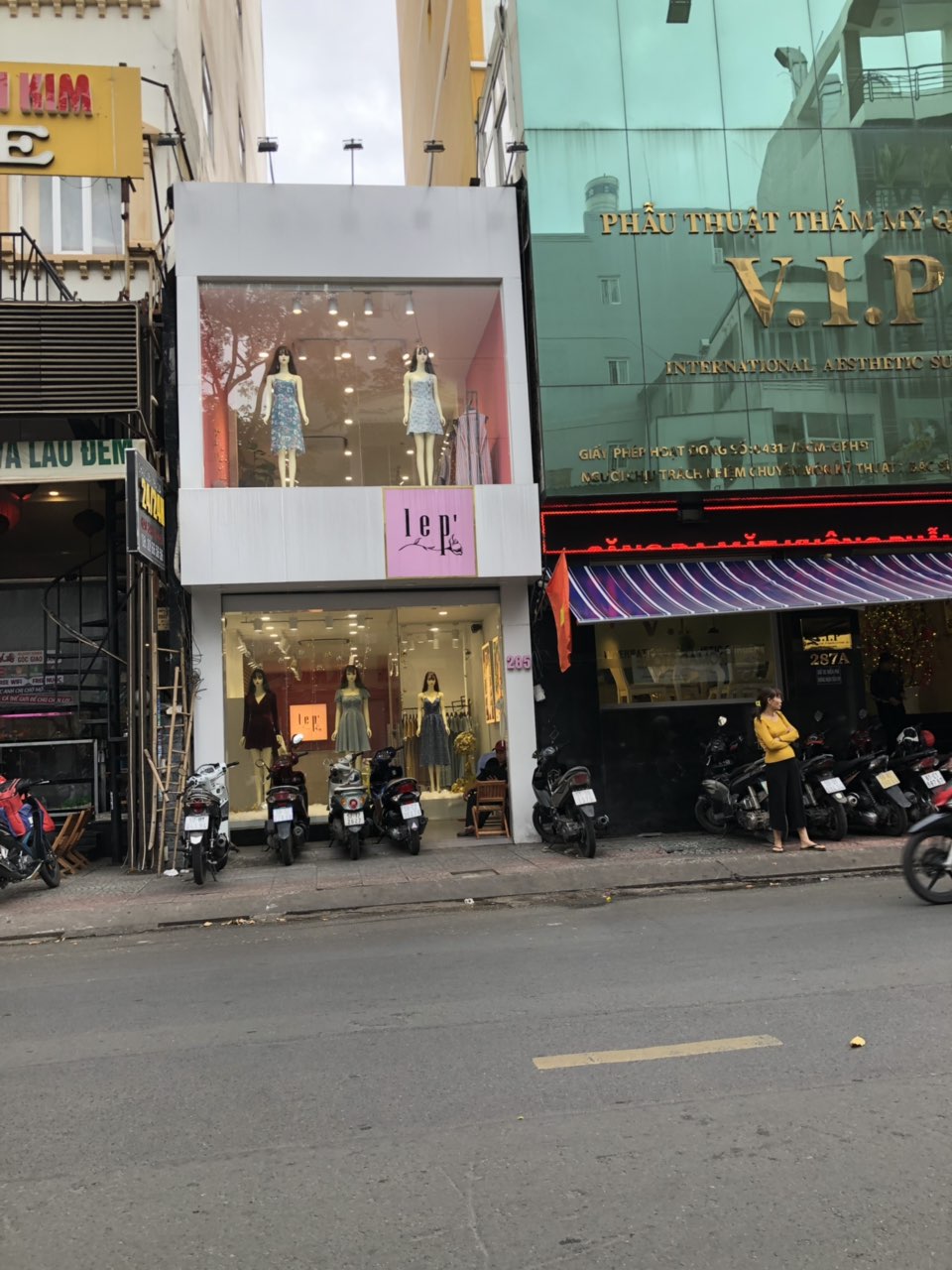 Nhà rất nát bán gấp MT đường Lê Thị Hồng Gấm, P Nguyễn Thái Bình, quận 1, 18.5 tỷ