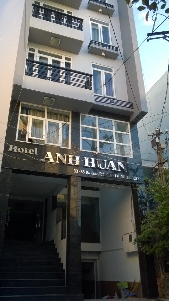 Bán khách sạn đường Dạ Nam, 8.2 x 13.5m, hầm trệt lửng 4 lầu, thang máy, bán 16 tỷ