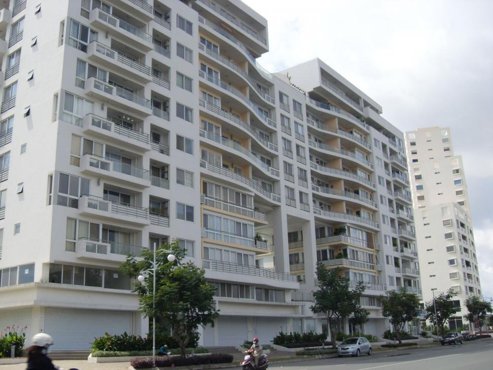 Cần bán hoặc cho thuê nhà 5 tầng đường Phan Văn Trị, BT, DT:6x18m,Giá:10 tỷ