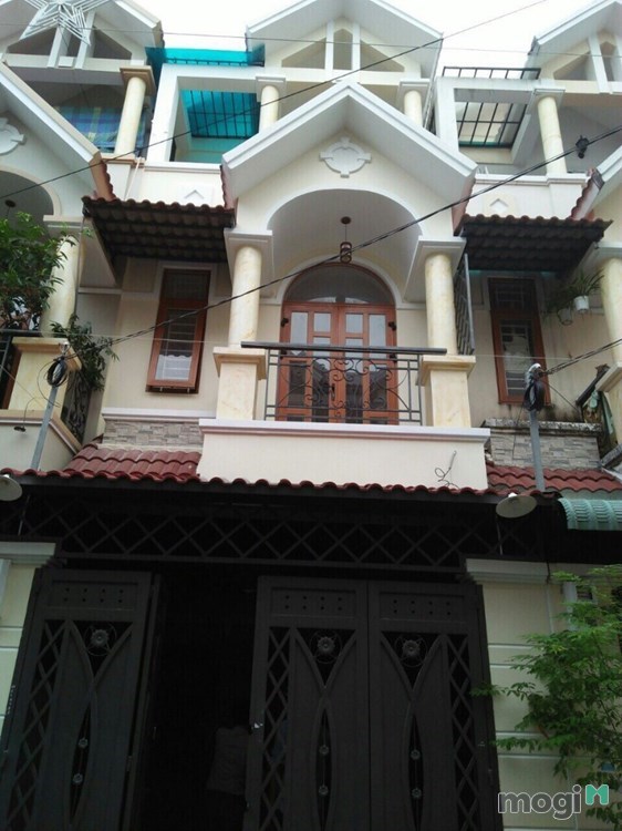 Nhà cần bán nhà 921.4m2 đất ở tại đô thị, P. Thảo Điền, Q2. Giá: 33 tỷ TL