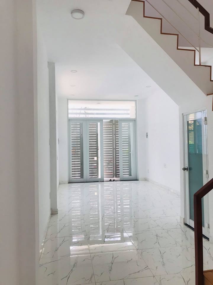 Bán nhà 60m2 giá 8 tỷ6, Huỳnh Văn Bánh, Phú Nhuận