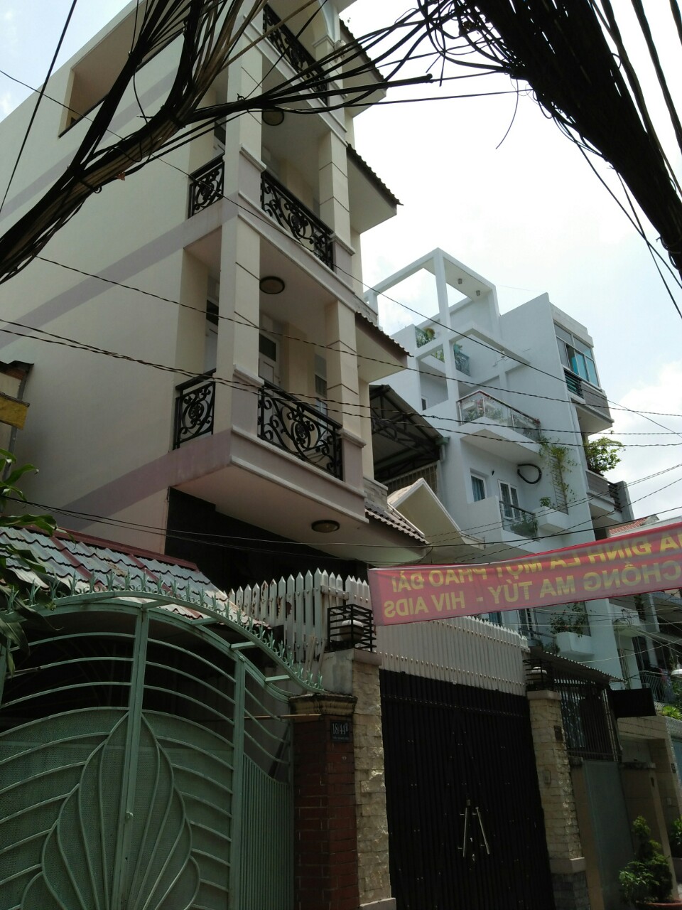 Cần bán gấp nhà mặt tiền đường An Điềm, phường 10, quận 5. (3.5 x 16m) 4 lầu thang máy
