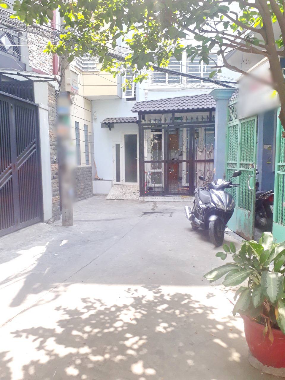 Bán nhà Quận 8 góc 2 mặt hẻm xe hơi 125 đường Nguyễn Thị Tần Phường 2 