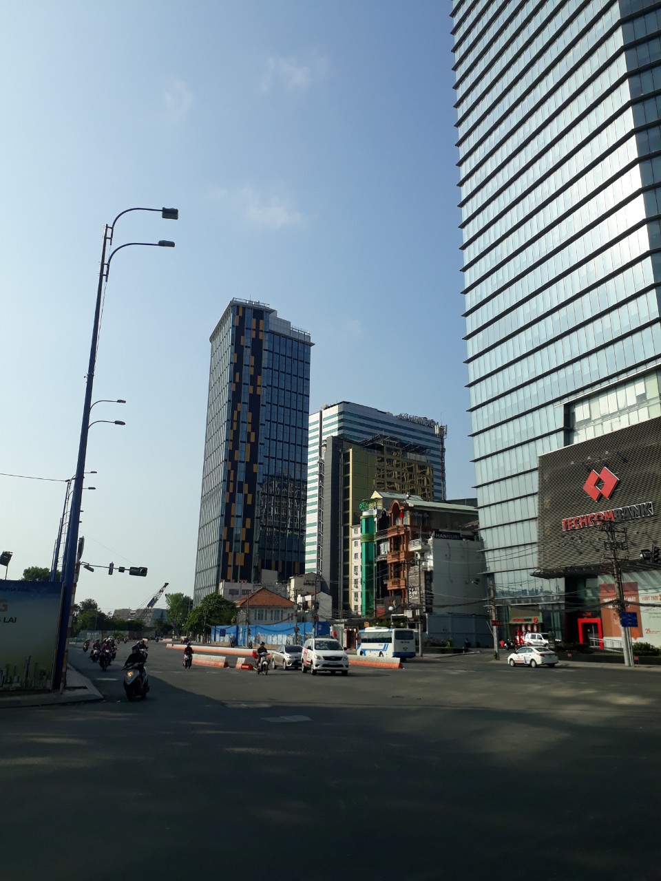 Bán nhà tại đường Lê Hồng Phong, Quận 5, nhà cấp 4, diện tích 5,8*30m, giá siêu rẻ chỉ 230tr/m2