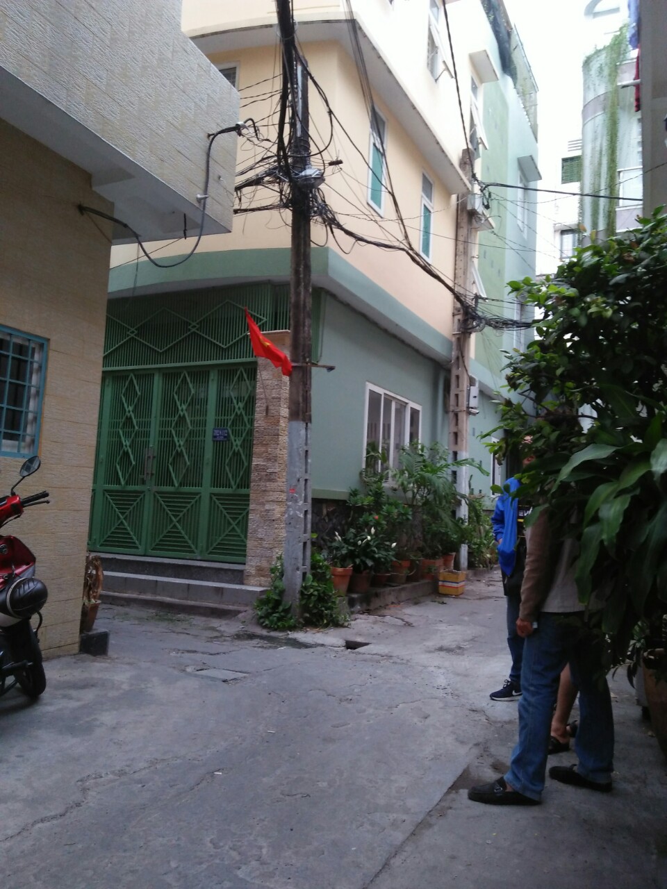 Chính chủ bán gấp nhà Nguyễn Văn Cừ, Quận 5, căn nhà rẻ nhất con đường này
