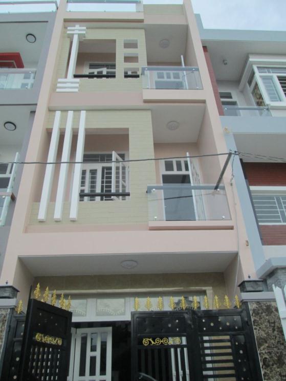 Bán nhà Cách Mạng Tháng 8, Quận 10, ngay khu Hado centrosa Giá: 13.5 tỷ  Diện tích: 80m²