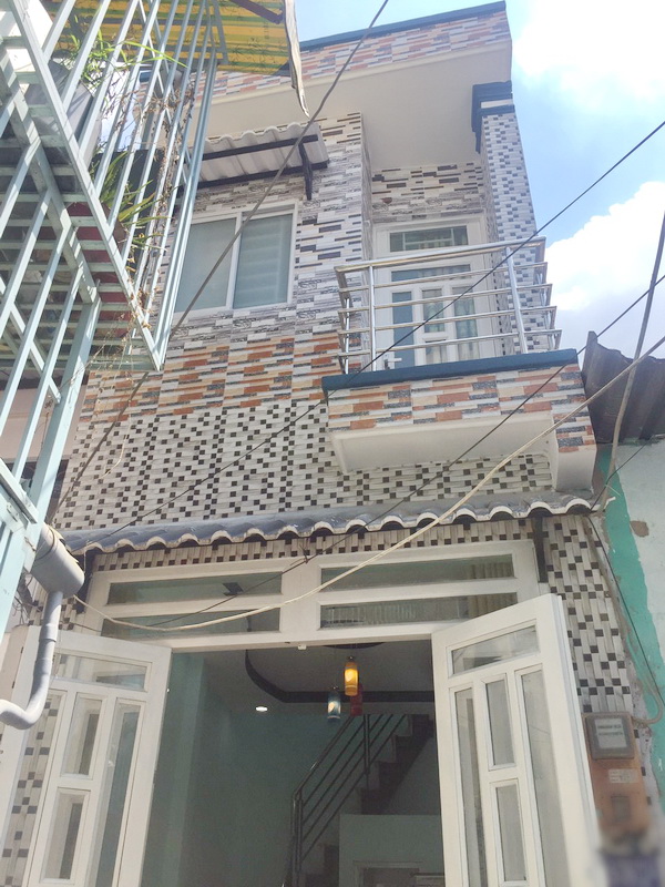Bán nhà 1 lầu mới đẹp hẻm 118 Bùi Văn Ba quận 7. 